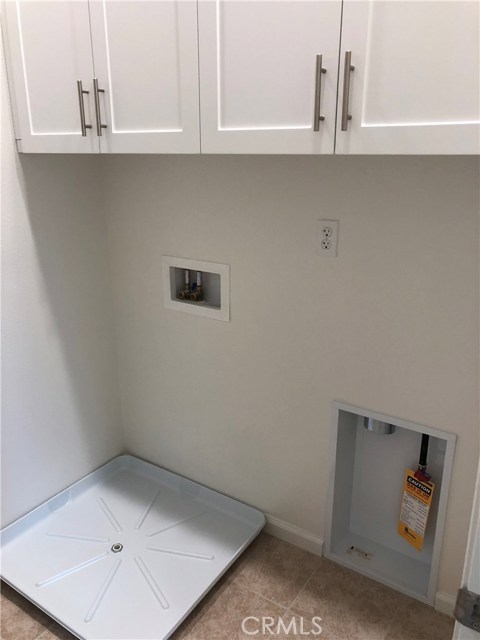 90 Lavender, Lake Forest CA: https://media.crmls.org/medias/a60f58d7-4533-4570-86fe-c26543fe359b.jpg