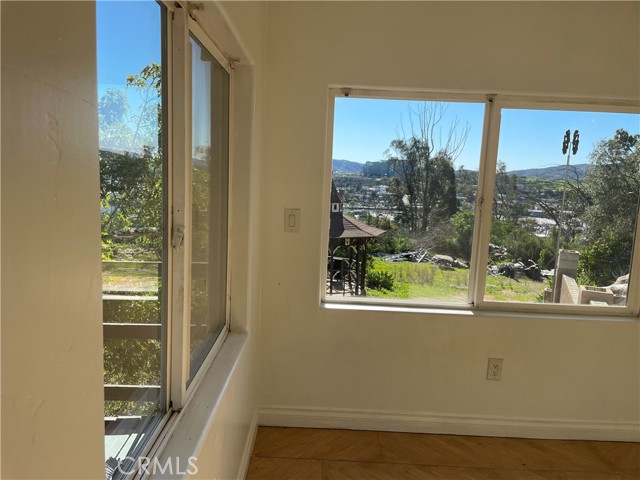 Detail Gallery Image 22 of 24 For 1412 Pine Heights, San Marcos,  CA 92069 - 3 Beds | 2 Baths