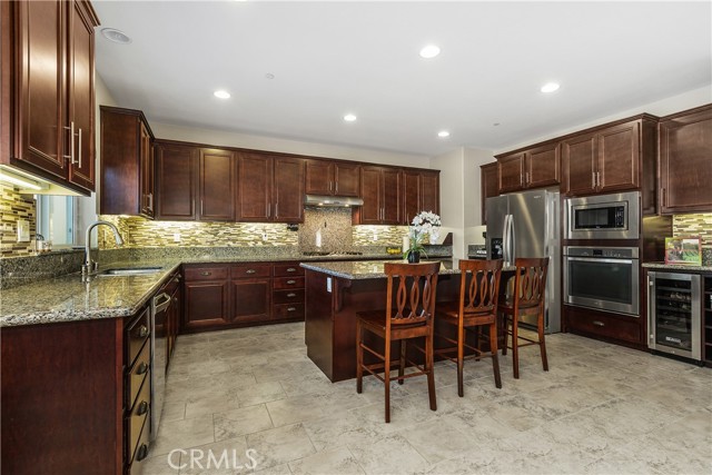 Detail Gallery Image 14 of 47 For 45844 Corte Mislanca, Temecula,  CA 92592 - 5 Beds | 3/1 Baths