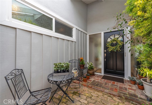 Detail Gallery Image 3 of 46 For 2175 Baleria Dr, San Pedro,  CA 90732 - 4 Beds | 2 Baths