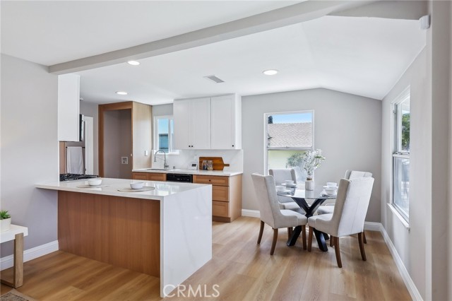 20836 Cortner Avenue, Lakewood CA: https://media.crmls.org/medias/a61150c7-9d3b-4593-bd40-411b1ce991e5.jpg