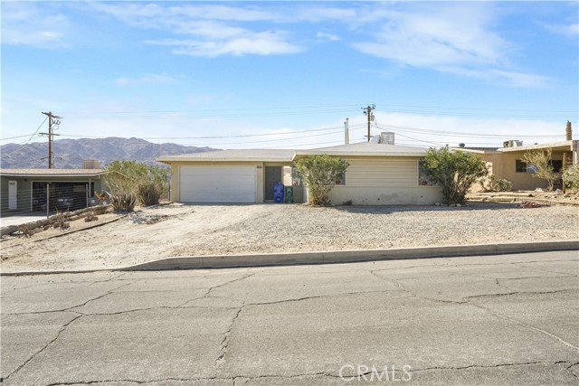 73449 Yucca Avenue, Twentynine Palms, California 92277, 2 Bedrooms Bedrooms, ,1 BathroomBathrooms,Residential,For Sale,73449 Yucca Avenue,CRPW24178879