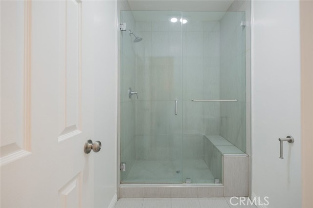 Detail Gallery Image 19 of 28 For 9700 via Roma, Burbank,  CA 91504 - 3 Beds | 2/1 Baths