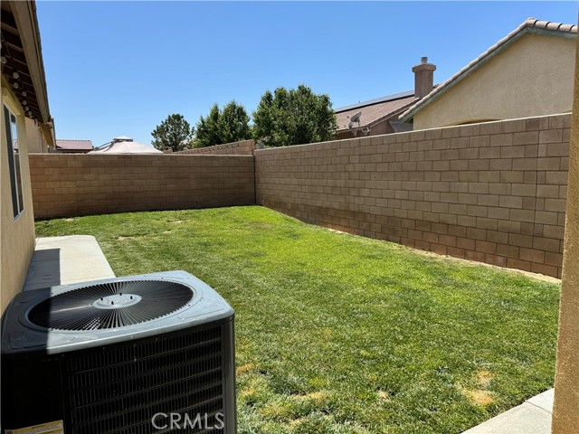 Detail Gallery Image 13 of 14 For 13258 Plaza Laredo Way, Victorville,  CA 92395 - 3 Beds | 2 Baths