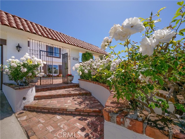 6760 Kings Harbor Drive, Rancho Palos Verdes, California 90275, 5 Bedrooms Bedrooms, ,2 BathroomsBathrooms,Residential,Sold,Kings Harbor,PV22081232