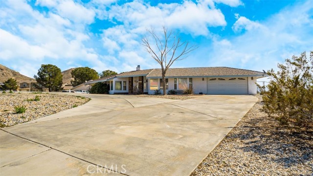Image 3 for 16457 Tude Rd, Apple Valley, CA 92307