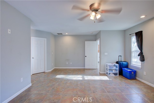 Detail Gallery Image 32 of 52 For 148 E 23rd, Merced,  CA 95340 - 3 Beds | 2 Baths
