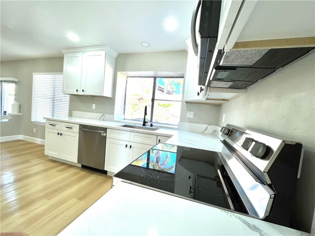 Detail Gallery Image 5 of 12 For 20 Precipice, Laguna Niguel,  CA 92677 - 3 Beds | 2/1 Baths