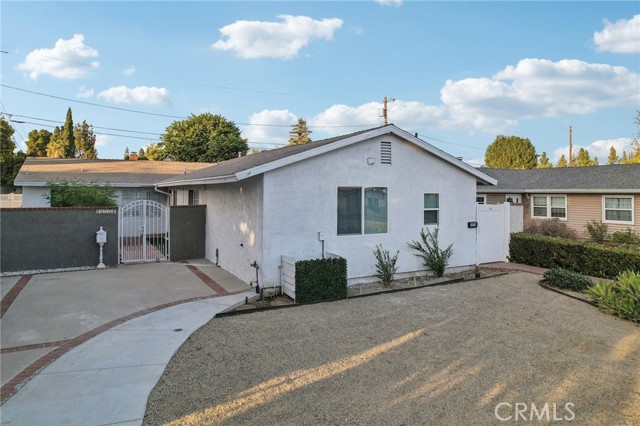 Detail Gallery Image 1 of 1 For 16751 Donmetz St, Granada Hills,  CA 91344 - 4 Beds | 3 Baths