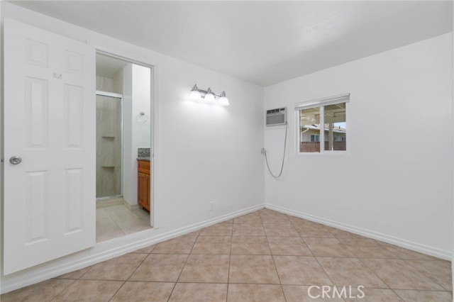 947 Claire Place, Pomona CA: https://media.crmls.org/medias/a617d8ff-ff78-438f-aa29-9ae5b5e5edb8.jpg