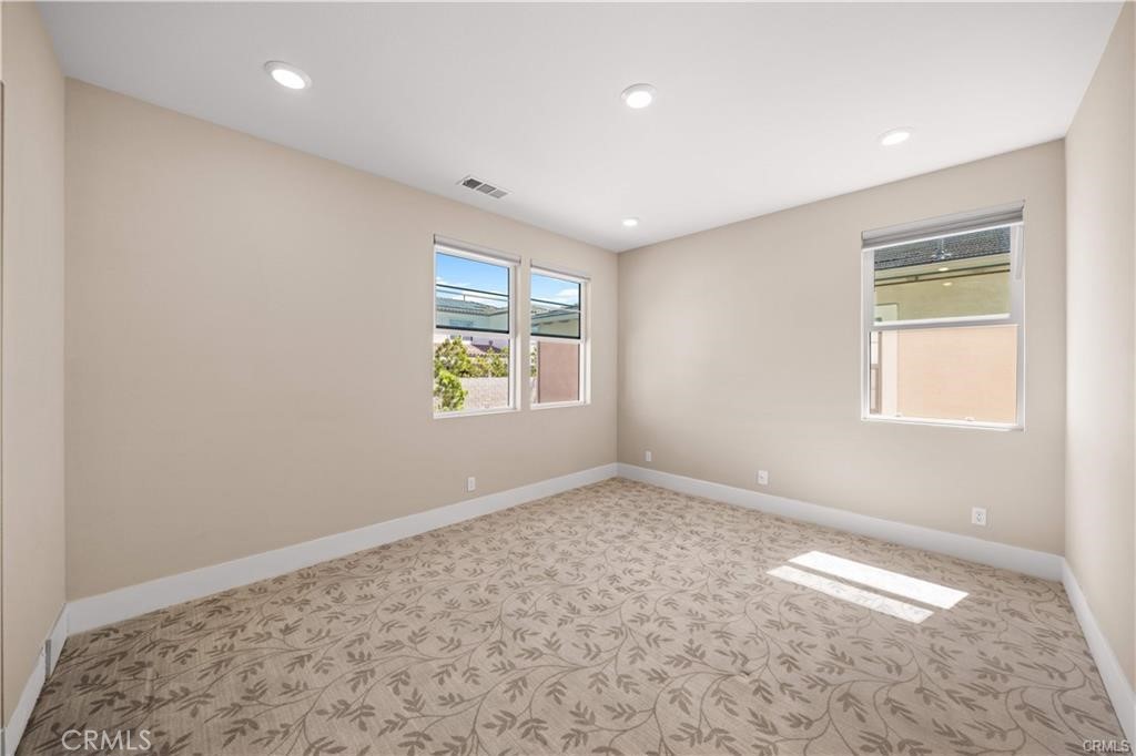 MLS #OC26132991 image #38