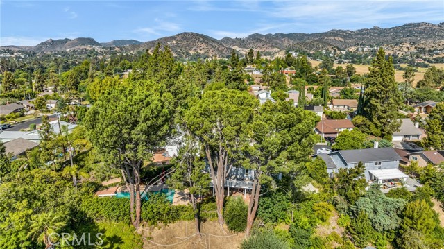8404 Joan Lane, West Hills CA: https://media.crmls.org/medias/a618b9c6-4366-48e5-a193-525e3c33cab0.jpg