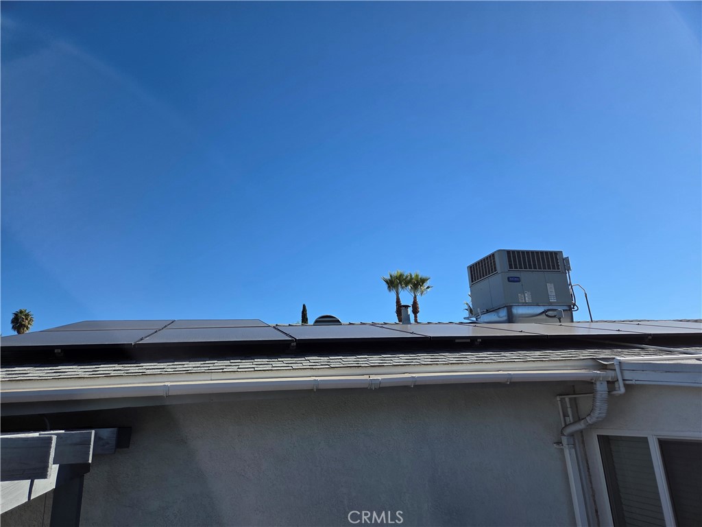 https://media.crmls.org/medias/a618c665-4d6c-4e1e-ba35-674da519f0bd.jpg?preset=X-Large