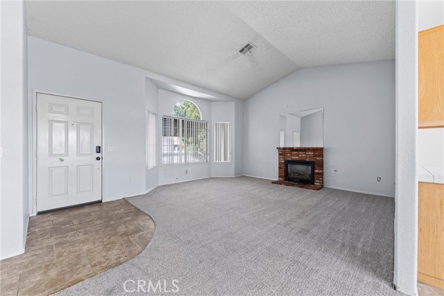 Detail Gallery Image 4 of 24 For 3525 San Jacinto Ave, Rosamond,  CA 93560 - 3 Beds | 2 Baths