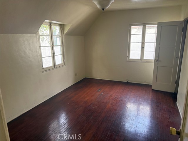 Detail Gallery Image 20 of 32 For 1437 Greenfield Ave, Los Angeles,  CA 90025 - – Beds | – Baths