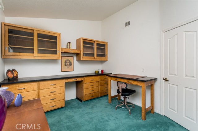 21714 Agajanian Lane, Saugus CA: https://media.crmls.org/medias/a61abceb-bc1d-4b67-9f67-20de0840b21a.jpg