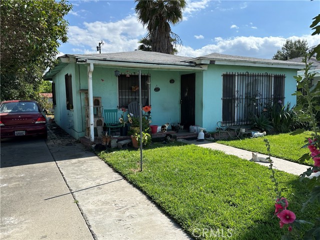 Detail Gallery Image 2 of 5 For 1339 W 11th St, San Bernardino,  CA 92411 - 2 Beds | 1 Baths