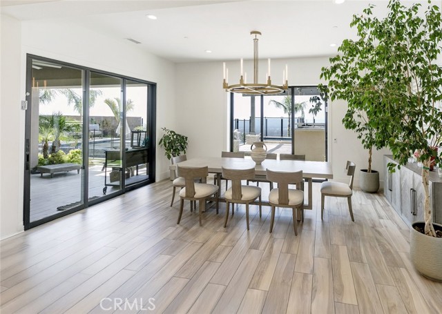 Detail Gallery Image 22 of 69 For 20300 W Windsor Ln, Northridge,  CA 91326 - 5 Beds | 6 Baths