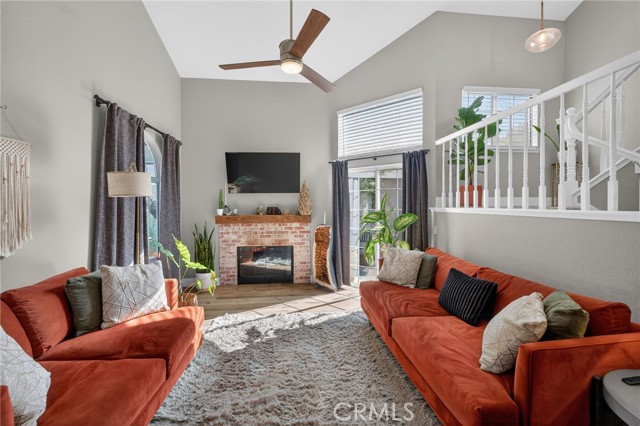 Detail Gallery Image 8 of 47 For 31399 Paseo De Las Olas, Temecula,  CA 92592 - 4 Beds | 2 Baths