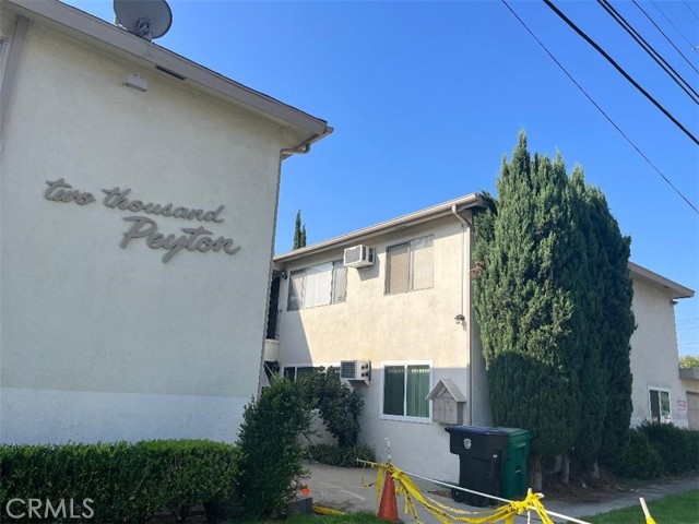 2000 Peyton Avenue, Burbank, California 91504, ,Multi-Family,For Sale,Peyton,GD25234912