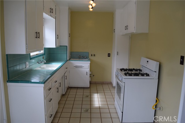Detail Gallery Image 9 of 41 For 960 W 24th St, San Pedro,  CA 90731 - 1 Beds | 1 Baths