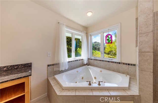 Detail Gallery Image 34 of 71 For 5769 Clouds Rest, Mariposa,  CA 95338 - 4 Beds | 2/1 Baths
