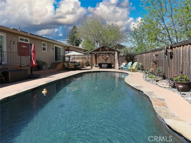 Detail Gallery Image 1 of 31 For 15233 Austin Dr, Clearlake,  CA 95422 - 3 Beds | 2 Baths