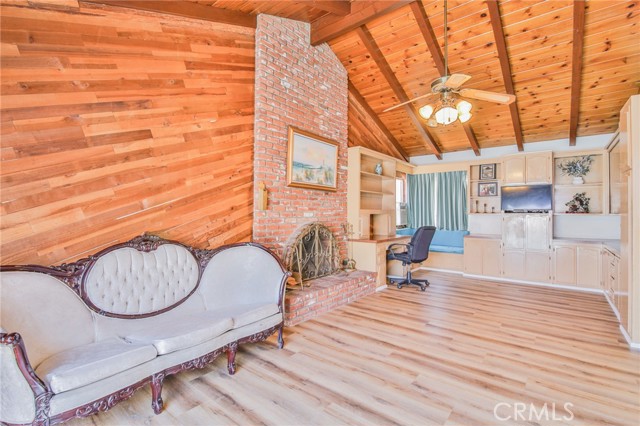 12122 Goldendale Drive, La Mirada CA: https://media.crmls.org/medias/a61eb52e-a3b0-42ea-964a-3bb55054002f.jpg