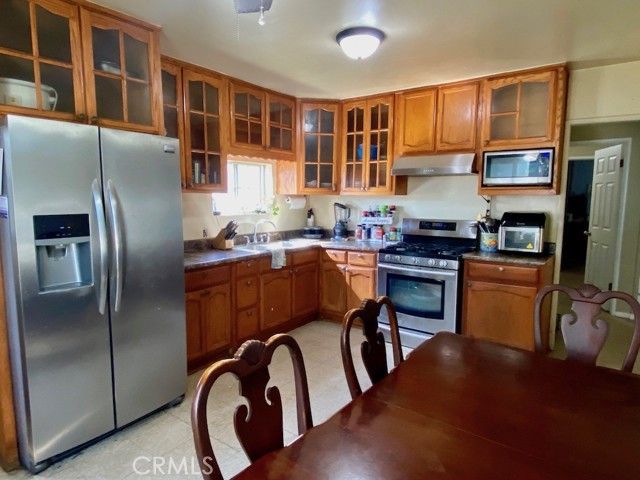 827 Turnbull Canyon Road, Hacienda Heights CA: https://media.crmls.org/medias/a61fb010-bc7e-4f36-89ce-d2e201a7c876.jpg