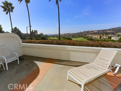 Wrap patio