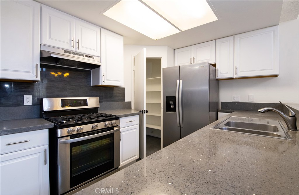 7021 Alondra Boulevard #2