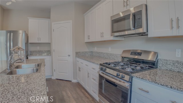 Detail Gallery Image 15 of 65 For 685 Pegasus Dr, Merced,  CA 95348 - 5 Beds | 2/1 Baths