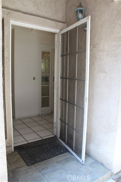 Detail Gallery Image 4 of 26 For 14549 Southwood Dr, Fontana,  CA 92337 - 3 Beds | 2 Baths
