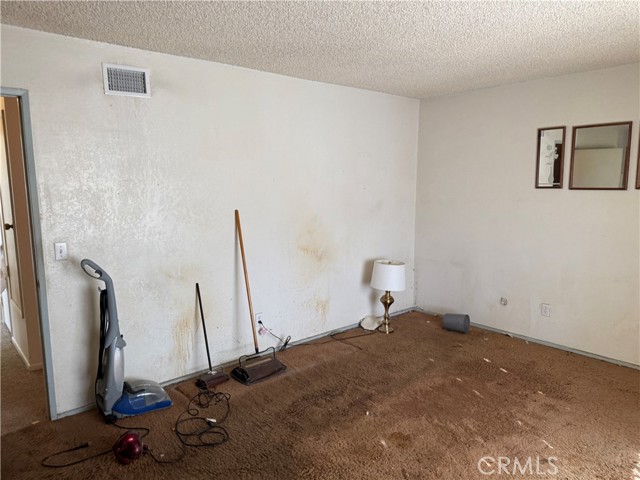 Detail Gallery Image 4 of 6 For 4161 Stonewall, Riverside,  CA 92505 - 3 Beds | 2 Baths