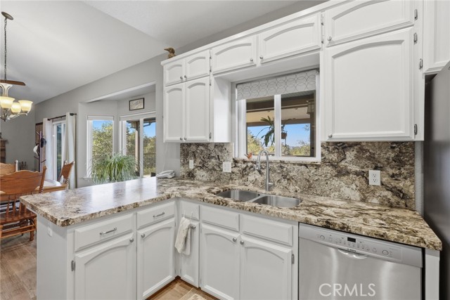 Detail Gallery Image 16 of 49 For 29913 Revis, Coarsegold,  CA 93614 - 4 Beds | 3 Baths