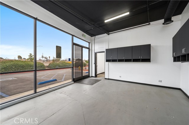 800 E Dyer Road, Santa Ana, California 92705, ,Commercial Lease,For Rent,800 E Dyer Road,CRDW25027821