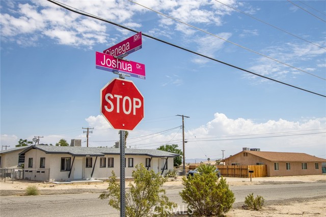 Front Image Thumbnail for CRJT26056834