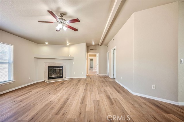 Detail Gallery Image 5 of 33 For 35340 Kafton Rd, Hemet,  CA 92544 - 3 Beds | 2 Baths