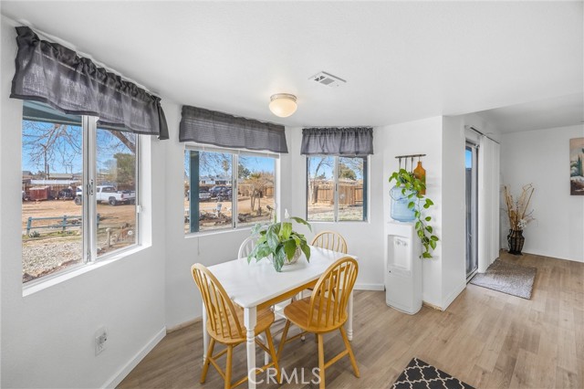 Detail Gallery Image 19 of 49 For 13422 Nicola, Apple Valley,  CA 92308 - 4 Beds | 2 Baths