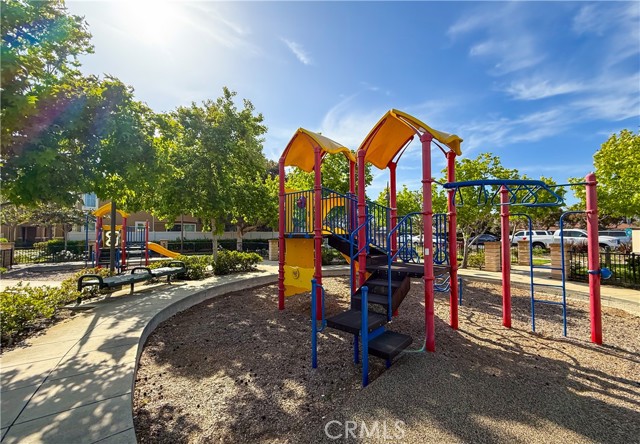 Detail Gallery Image 25 of 27 For 3639 Dunkirk Dr, Oxnard,  CA 93035 - 2 Beds | 2 Baths