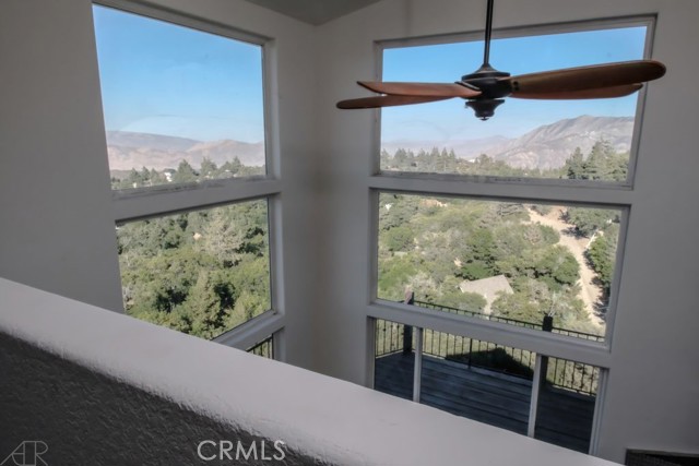3305 Oakwood Drive, Julian CA: https://media.crmls.org/medias/a627a4b9-82e2-4a98-a765-44c5f2ba270f.jpg