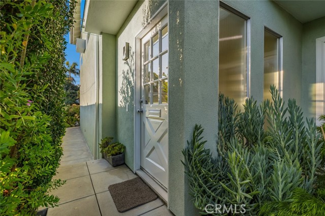 Detail Gallery Image 6 of 30 For 372 Locust, Laguna Beach,  CA 92651 - 2 Beds | 2 Baths