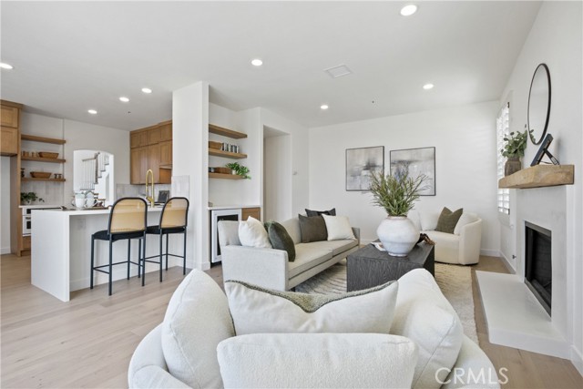 2210 Calle Opalo, San Clemente CA: https://media.crmls.org/medias/a628954a-9c8f-45cb-8c0e-464e7fb837aa.jpg