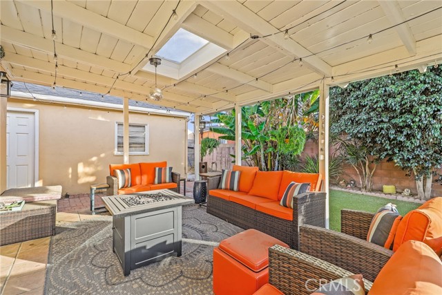 Detail Gallery Image 28 of 30 For 1052 Greenhedge St, Torrance,  CA 90502 - 4 Beds | 2 Baths