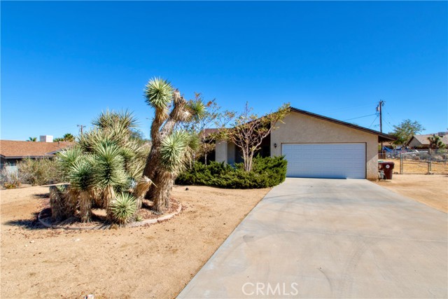 Detail Gallery Image 4 of 35 For 7385 La Habra Ave, Yucca Valley,  CA 92284 - 3 Beds | 2 Baths