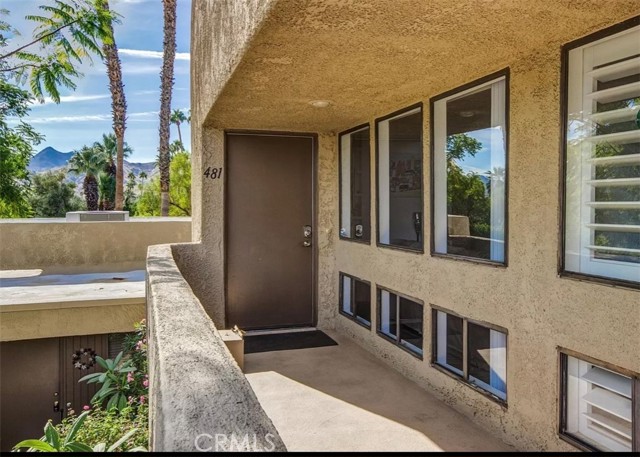 Detail Gallery Image 2 of 5 For 481 Bradshaw Ln #13,  Palm Springs,  CA 92262 - 2 Beds | 2 Baths