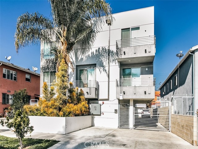 5941 Barton Ave, Los Angeles, CA 90038