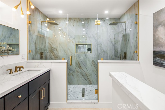 Detail Gallery Image 33 of 71 For 2321 Coldwater Canyon Dr, Beverly Hills,  CA 90210 - 3 Beds | 2 Baths