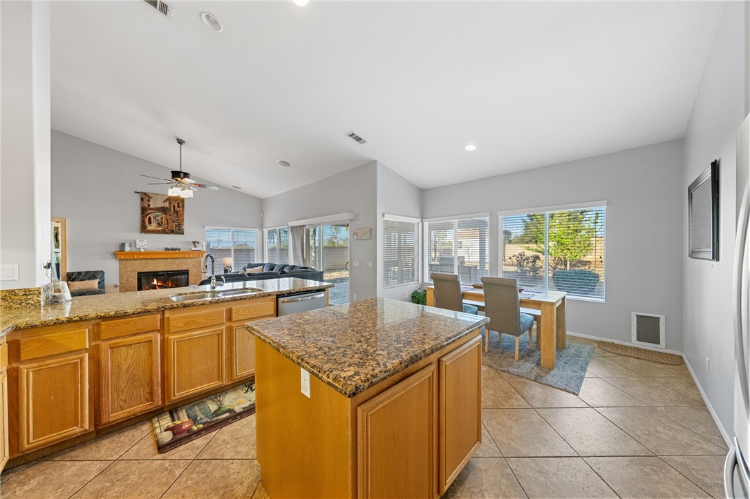 Detail Gallery Image 22 of 51 For 16020 Little Ct, Riverside,  CA 92508 - 4 Beds | 2/1 Baths
