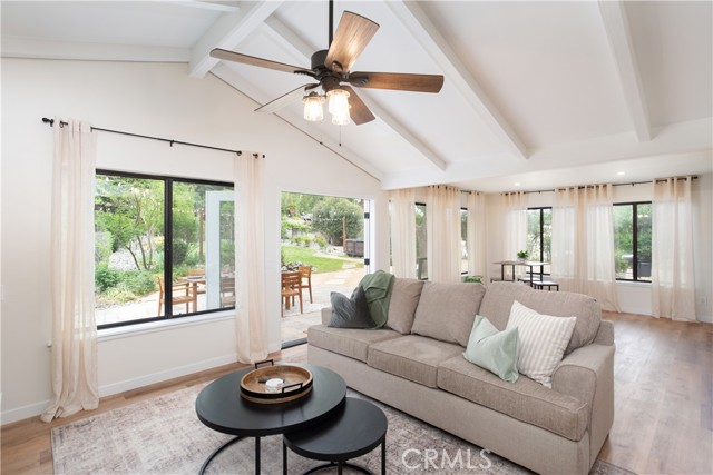 8975 Azucena Avenue, Atascadero CA: https://media.crmls.org/medias/a62b79d2-81b6-4ec3-9be9-c12869e9ee09.jpg